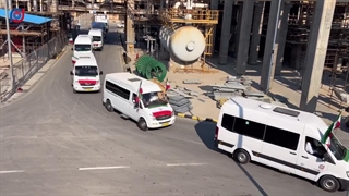 مراسم رژه خودرویی به مناسبت چهل و ششمین طلیعه فجر انقلاب در شرکت توسعه پلیمر پادجم