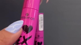 ریمل حجم دهنده اسنس صورتی