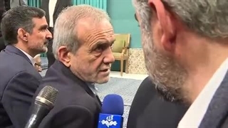 حاشیه های دیدار مسئولان نظام در دیدار ماه رمضان با رهبر معظم انقلاب ۱۴۰۳/۱۲/۱۸