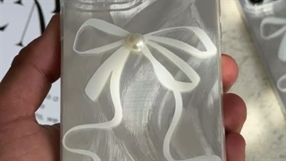 قاب موبایل آیفون بونات پاپیون شاینی نقره ای تک مروارید