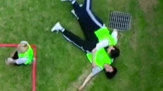 دوستی های سه نفره>^< شما همیشه کدوم یکی بودید؟... بیچاره نیکی شی:خنده: (بچه هاخوبید؟)