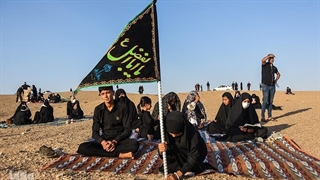 حسینیه‌ای در دل کویر؛ آیین پرشور عزاداری محرم در خوریان سمنان